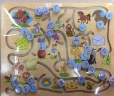 لعبة متاهة الحروف الأبجدية بالصور خشبية بالعربية