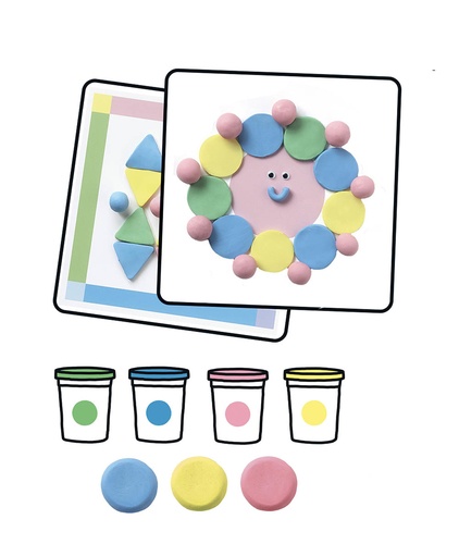 Mon atelier de pâte à modeler  - Avec 4 couleurs de pâte à modeler, des emportes-pièces, un rouleau...